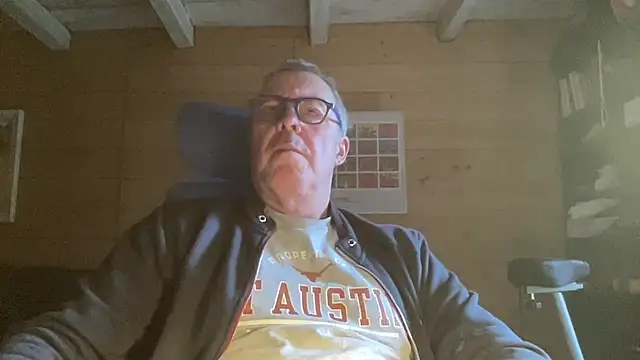 Snapshot of lelohop chatting on November 19, 2025, 7:52 am lelohop online show from November 19, 2025, 7:52 am