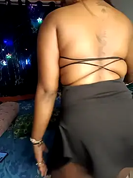 Hot Urvi online show from November 10, 2025, 9:14 pm