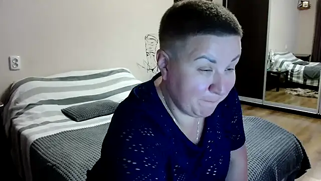 Annet1912 online show from November 8, 2025, 1:00 pm