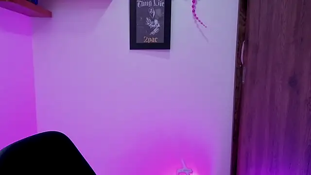 avans 15 online show from October 17, 2025, 8:22 pm