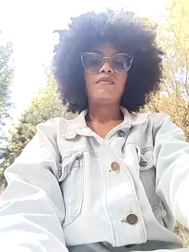 Snapshot of BlairSamy chatting on December 4, 2024, 9:57 pm BlairSamy online show from December 4, 2024, 9:57 pm