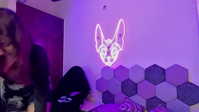 Horny tgn online show from March 21, 2025, 5:34 pm