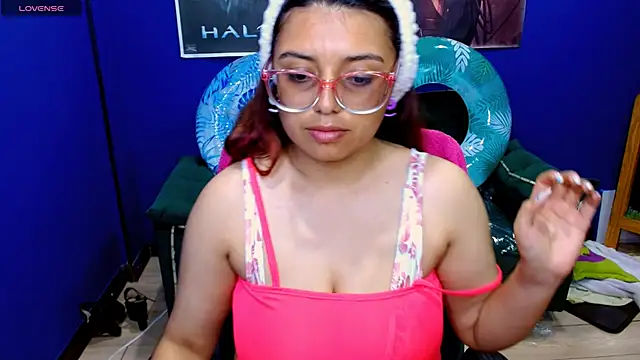 X CHERRY XX online show from March 17, 2025, 11:54 pm