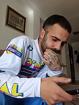 charlye inkkkk online show from March 22, 2025, 2:36 pm