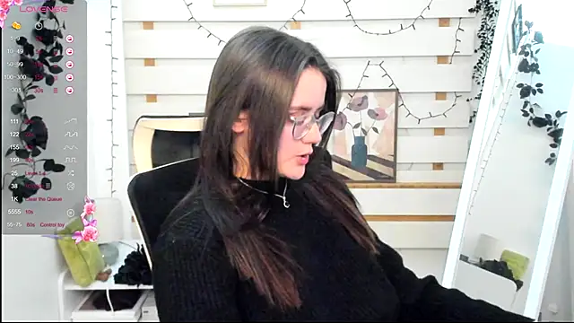 Josephine jo online show from December 20, 2025, 8:38 pm