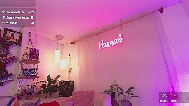 Snapshot of HANNAH_LOVEE chatting on July 7, 2026, 6:47 am HANNAH LOVEE online show from July 7, 2026, 6:47 am
