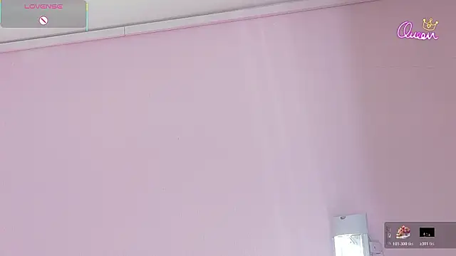 Snapshot of ebonydreams01 chatting on February 9, 2026, 11:47 am ebonydreams01 online show from February 9, 2026, 11:47 am