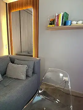 Snapshot of FridaKlein chatting on January 10, 2025, 10:46 pm FridaKlein online show from January 10, 2025, 10:46 pm