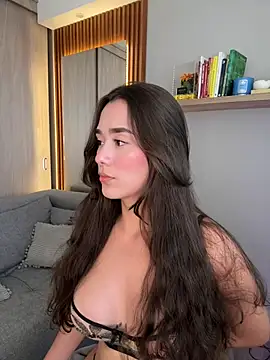 Snapshot of FridaKlein chatting on January 16, 2025, 10:02 pm FridaKlein online show from January 16, 2025, 10:02 pm