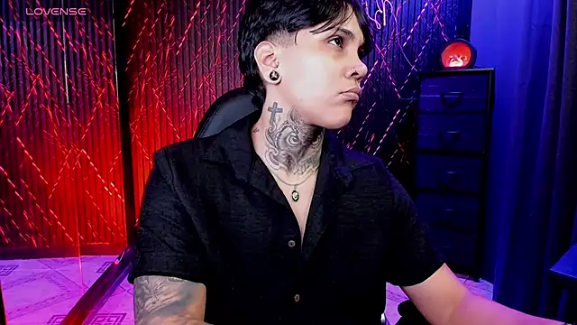 Snapshot of ZhoeStrong chatting on February 16, 2026, 9:00 pm ZhoeStrong online show from February 16, 2026, 9:00 pm