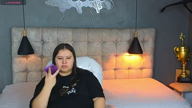 Laia and Aloby online show from January 8, 2026, 10:12 pm