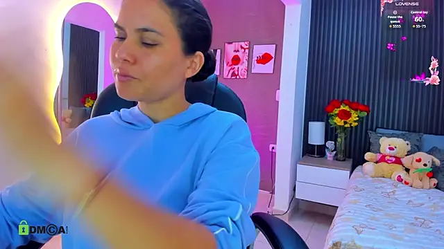 natasha  jackson online show from April 19, 2026, 12:04 pm