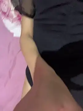 fatisexy online show from November 7, 2025, 10:21 pm