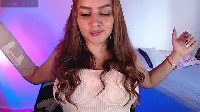 Snapshot of Lu_perez chatting on December 14, 2024, 7:14 pm Lu perez online show from December 14, 2024, 7:14 pm