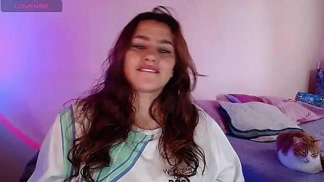 Snapshot of Lu_perez chatting on December 23, 2024, 3:33 pm Lu perez online show from December 23, 2024, 3:33 pm