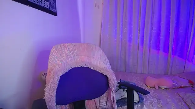 Snapshot of Lu_perez chatting on March 3, 2026, 10:37 pm Lu perez online show from March 3, 2026, 10:37 pm