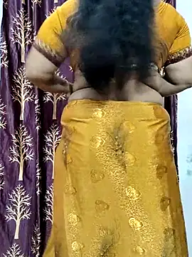 bhuvana555 online show from March 5, 2025, 6:23 pm