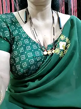 bhuvana555 online show from November 30, 2025, 5:28 pm