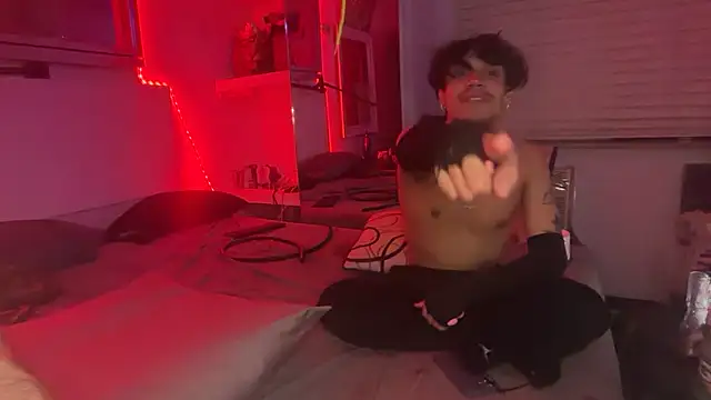 hot shot 13 online show from February 6, 2026, 9:34 am