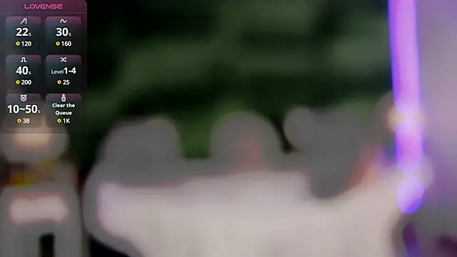 Snapshot of SelenSummer chatting on March 5, 2025, 9:27 am SelenSummer online show from March 5, 2025, 9:27 am