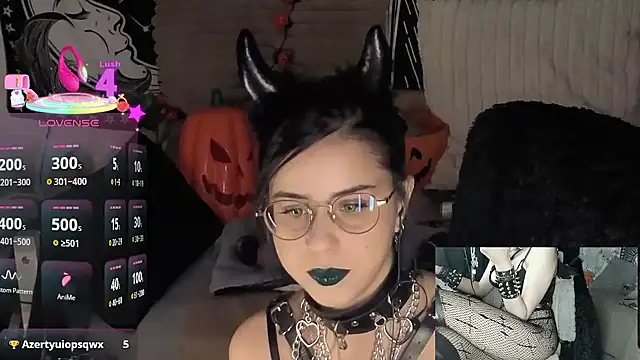 LisandreLaVenale online show from October 26, 2025, 11:09 pm