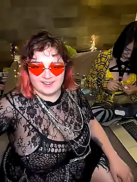 Snapshot of LisandreLaVenale chatting on January 11, 2026, 12:37 am LisandreLaVenale online show from January 11, 2026, 12:37 am