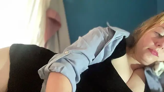 SkarlettRose96 online show from September 21, 2025, 9:05 pm