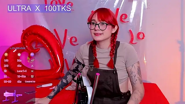 Snapshot of sofia218 chatting on February 19, 2025, 4:22 pm sofia218 online show from February 19, 2025, 4:22 pm