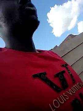 Snapshot of Izifebe chatting on March 23, 2026, 12:53 pm Izifebe online show from March 23, 2026, 12:53 pm