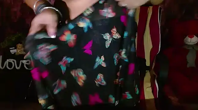 Naughty Ayesha1 online show from January 15, 2025, 7:05 am