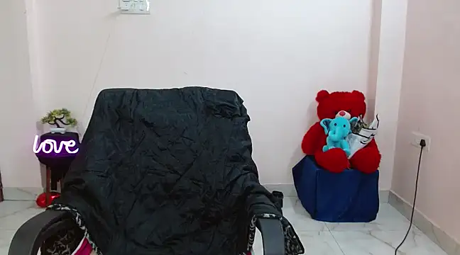 Naughty Ayesha1 online show from February 12, 2025, 7:02 am