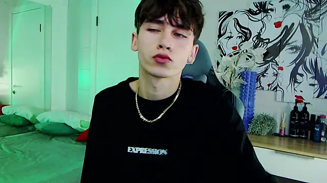 Bad Boy9996 online show from December 11, 2024, 10:38 pm