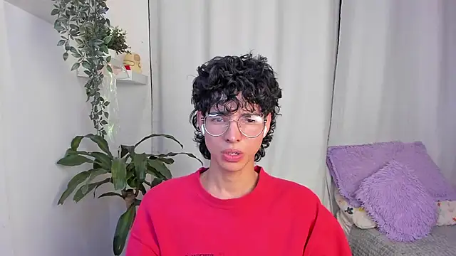 santy-kitty online show from February 20, 2026, 12:07 am