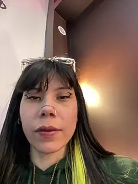 EemaHaruki online show from January 17, 2025, 8:11 pm