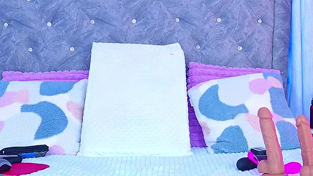 AlliciaKim online show from January 6, 2025, 3:19 pm