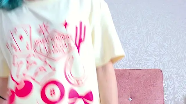 AlliciaKim online show from September 19, 2025, 7:25 pm