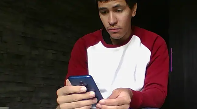 Snapshot of Sexylatin64 chatting on February 8, 2025, 2:27 pm Sexylatin64 online show from February 8, 2025, 2:27 pm