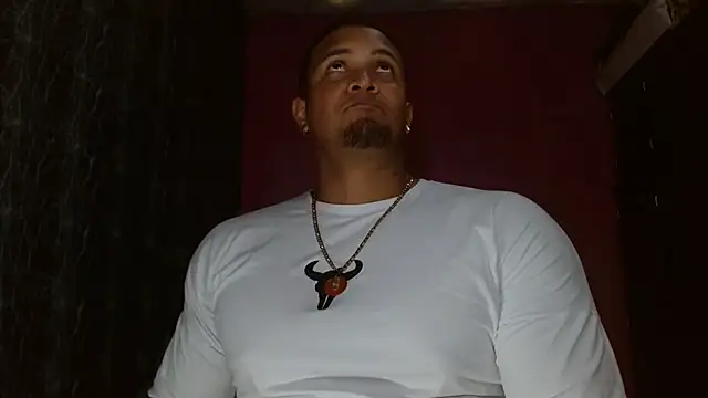 Snapshot of Jordan_fit chatting on November 24, 2025, 2:44 am Jordan fit online show from November 24, 2025, 2:44 am