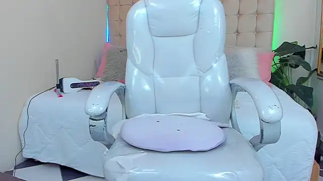 Redhot chilipeppers online show from March 13, 2025, 9:54 am