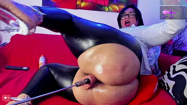 Venus R0se online show from March 15, 2025, 8:54 pm