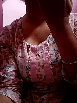 Snapshot of Mahi_Baby25 chatting on October 22, 2025, 3:51 am Mahi Baby25 online show from October 22, 2025, 3:51 am