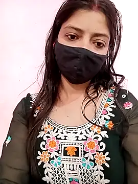 Snapshot of Mahi_Baby25 chatting on November 13, 2025, 4:44 am Mahi Baby25 online show from November 13, 2025, 4:44 am