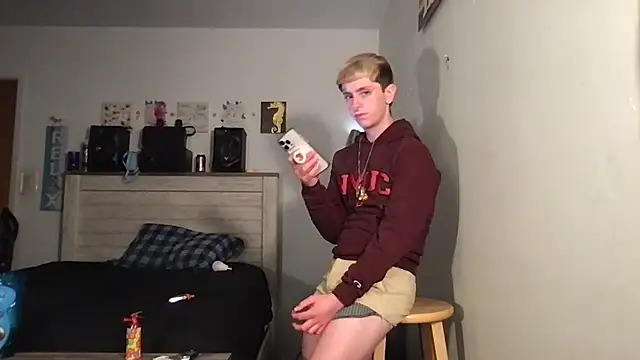 twentywithafelonyy online show from February 4, 2025, 10:54 am