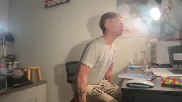 twentywithafelonyy online show from February 12, 2025, 7:13 am