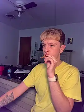 twentywithafelonyy online show from February 26, 2025, 6:32 pm