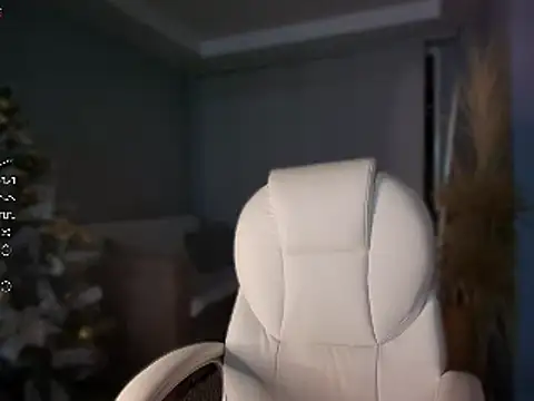 Snapshot of auroracaruso11 chatting on December 11, 2024, 11:43 pm auroracaruso11 online show from December 11, 2024, 11:43 pm