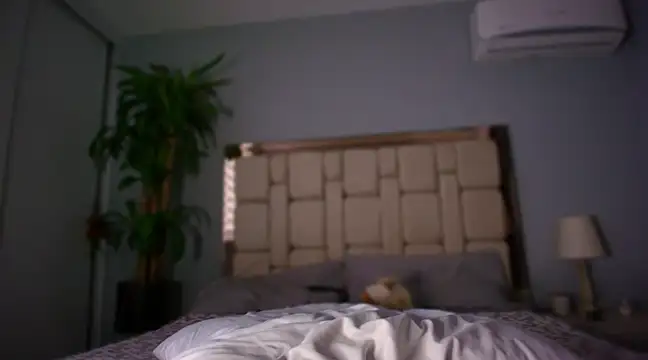 Snapshot of auroracaruso11 chatting on January 27, 2025, 9:44 pm auroracaruso11 online show from January 27, 2025, 9:44 pm