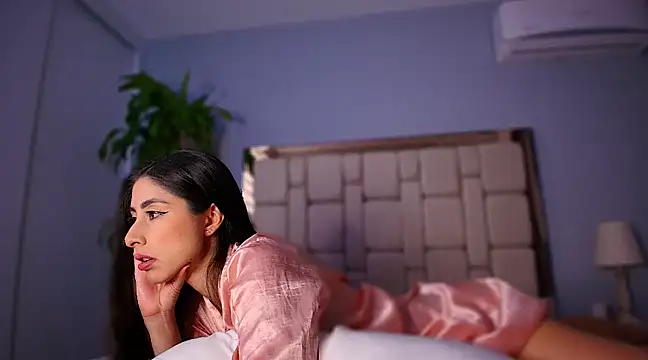 Snapshot of auroracaruso11 chatting on February 4, 2025, 9:41 pm auroracaruso11 online show from February 4, 2025, 9:41 pm