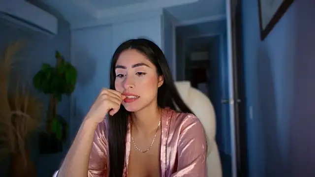 Snapshot of auroracaruso11 chatting on September 29, 2025, 10:36 pm auroracaruso11 online show from September 29, 2025, 10:36 pm