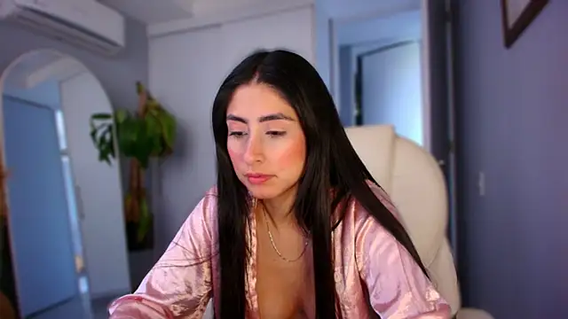 Snapshot of auroracaruso11 chatting on October 6, 2025, 8:50 pm auroracaruso11 online show from October 6, 2025, 8:50 pm